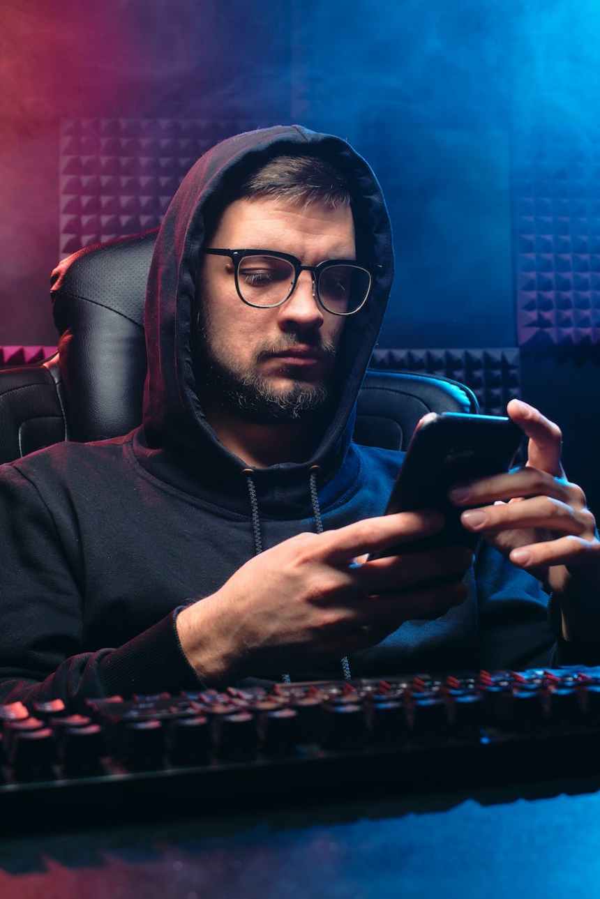 Meta faced with €390 million fine for breaching EU privacy&nbsp;rules