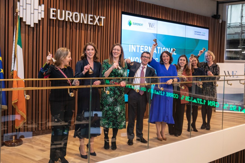 The Leaders of Companies Listed on the Irish Stock Exchange: How they Made it to the Top. 